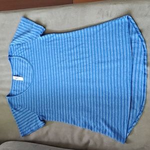 Lularoe T-shirt Blue Striped Sz XS